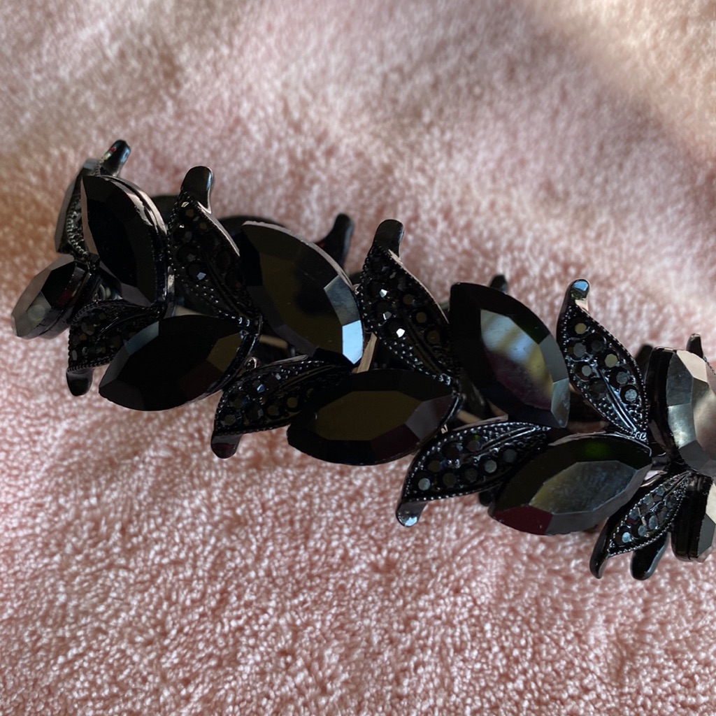 Black Crystal Teardrop Stretch Pageant Prom Bracelet
